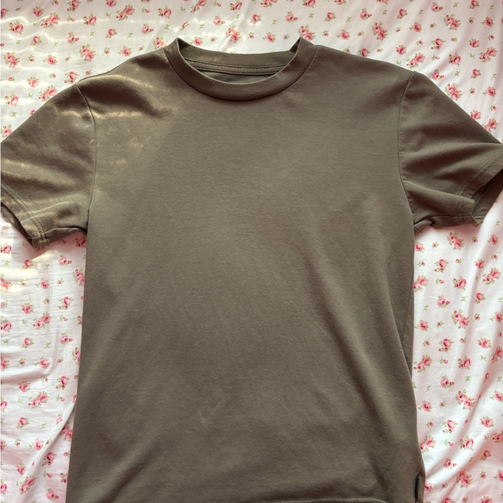 Brown Hollister Co. Men’s Cooling Tee